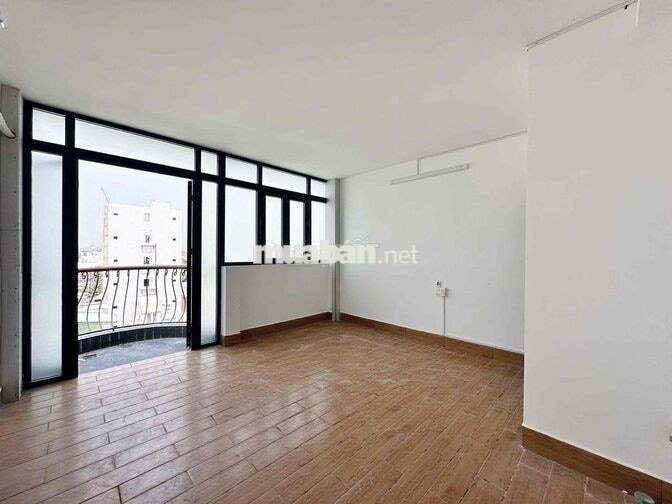 STUDIO FULL NỘI THẤT BAN CÔNG GIÁ RẺ
