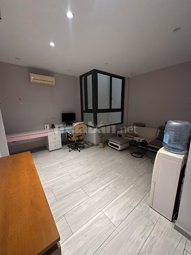 🏡 CHO THUÊ NHÀ HXH 8M NGUYỄN VĂN VĨNH – 📐 Diện tích: 5 x 20m