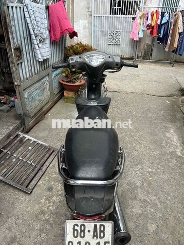 Xe máy Elegant 50cc Đen, Bạc số tự động