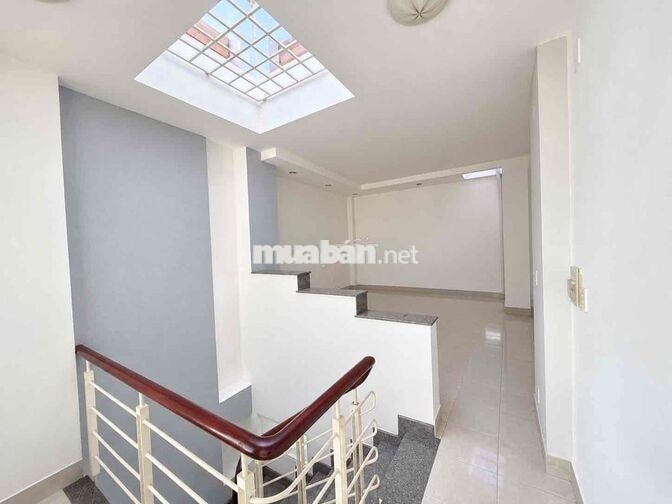 🏡 NHÀ NGUYÊN CĂN 3 TẦNG – CHO LÀM CHDV 🏡