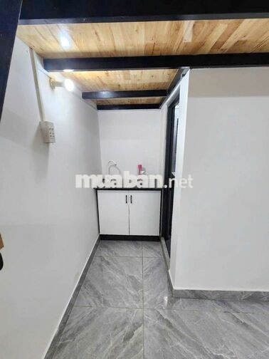 cho thuê phòng Duplex Ngay công viên làng hoa
 