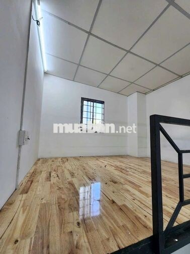 cho thuê phòng Duplex Ngay công viên làng hoa
 