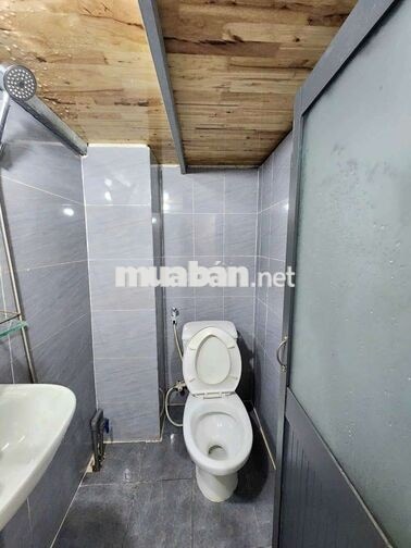 cho thuê phòng Duplex Ngay công viên làng hoa
 