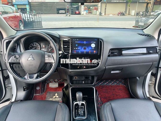 MITSHUBISHI OUTLANDER 2021 TRẮNG