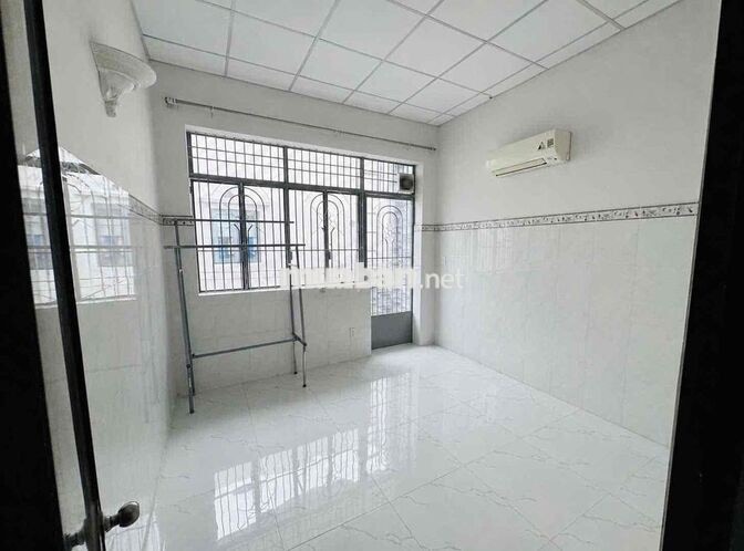 💰💰 NHÀ MỚI SẴN 2MÁY LẠNH - TRỆT LẦU 2PN 2WC - GIÁ CÒN TL