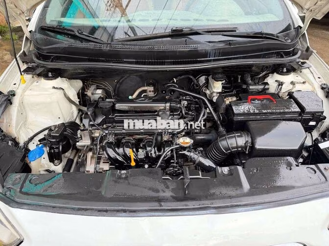 Hyundai Accent 2013 Số sàn Trắng