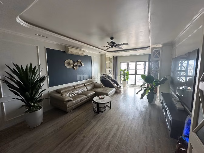 Bán gấp CHCC Mulberry Mỗ Lao 155m 