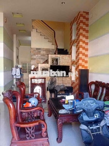 Chính Chủ cần bán nhà vào ở liền: Phạm Văn Chí, Quận 6.(Sổ Hồng riêng)