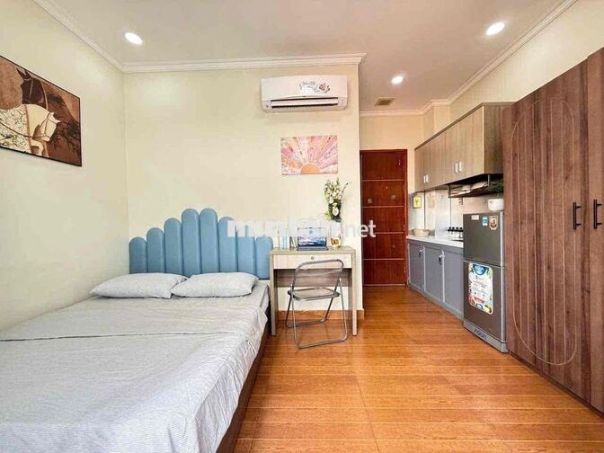 CĂN HỘ BANCON FULL NỘI THẤT Ở KHU K300 TÂN BÌNH