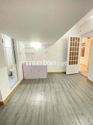Phòng Trọ Có Gác ngay Sân Bay Tân Sơn Nhất