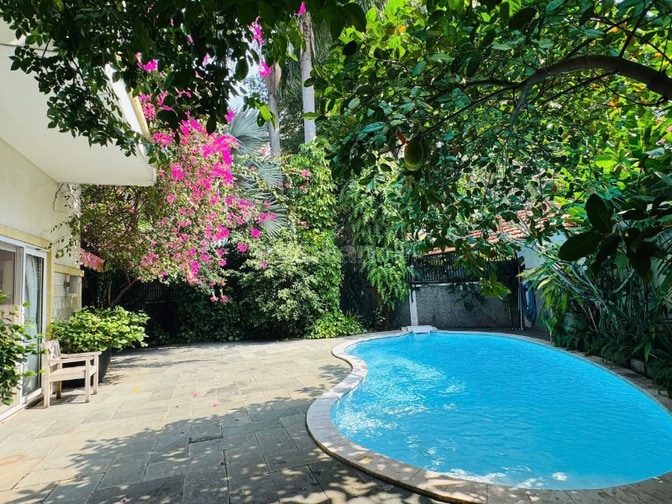 Biệt thự lớn 650m2 Hồ bơi sân vườn Compound Thảo Điền Quận 2 chỉ 105tỷ