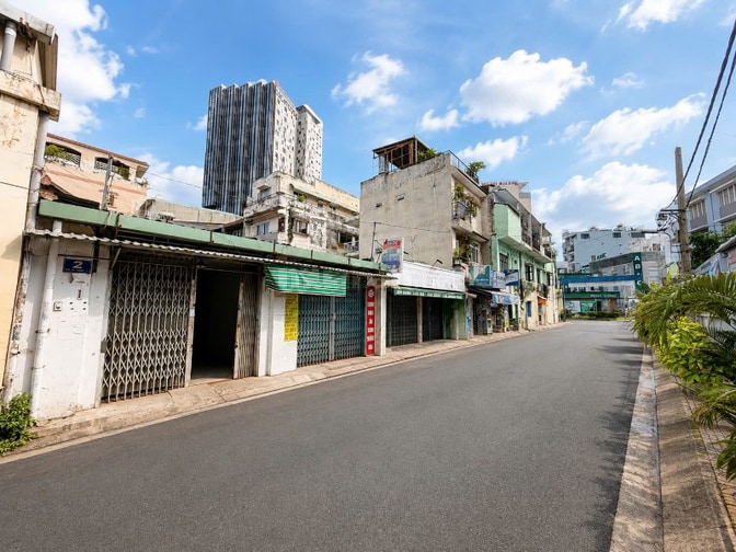 Bán Nhà Mặt Tiền 2 Cầm Bá Thước, Phú Nhuận. DT 363m2. HH 1% 