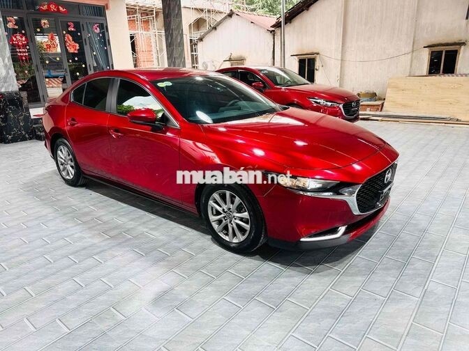Mazda Mazda 3 Luxury 2022 Đỏ 18.000 km