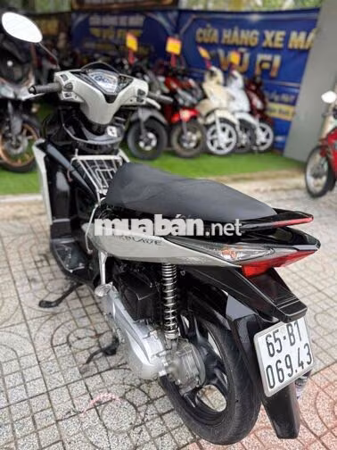 Honda Air Blade 110 2013 Đen Bạc ( cs 2 )