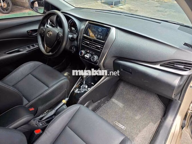 Toyota Vios 2025 1.5E CVT Ghi vàng