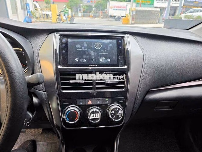 Toyota Vios 2025 1.5E CVT Ghi vàng