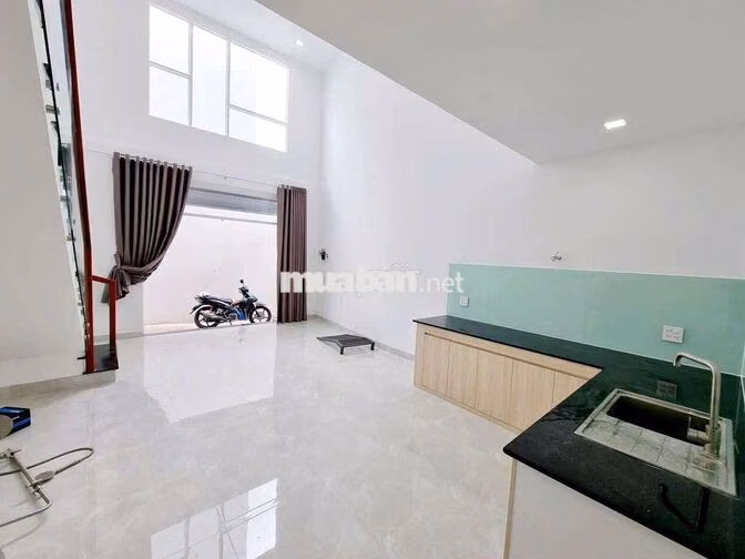 cho thuê nhà trệt lửng mới có sẵn hai máy lạnh hẻm 77 Phạm Ngũ Lão