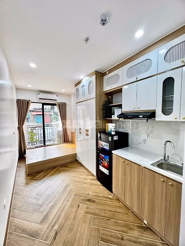 Bán Nhà Riêng 8 Tầng Xây Mới Thang Máy 12 Phòng Ô Tô Đỗ Cửa Khu Vực Tr