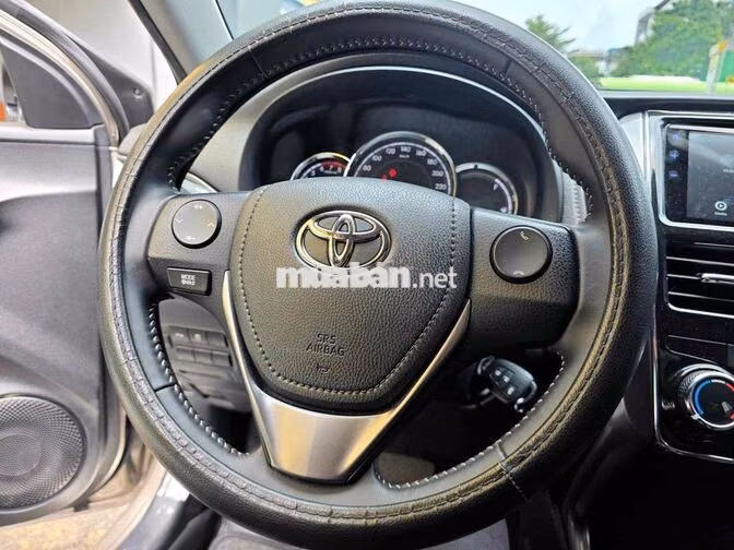 Toyota Vios 2025 1.5E CVT Ghi vàng