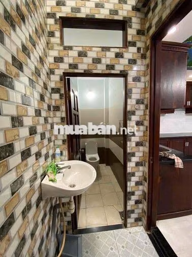 NHÀ [ 4 x 14] 1 lửng 1 lầu ( 3PN,3WC) ,hem 5m cụt,KHU LÔ TƯ