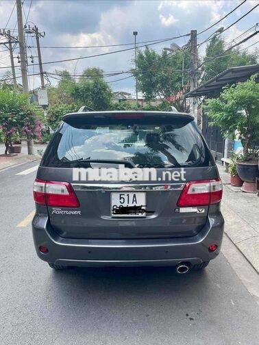 Toyota Fortuner 2010 2 cầu Xám ghế da