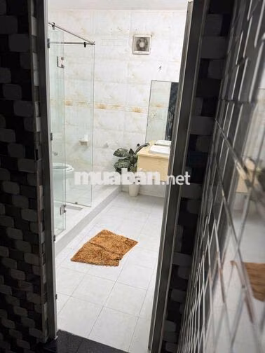 Cho thuê nhà nguyên căn.Đường Đất Thánh,Phường 6.Quận Tân Bình 