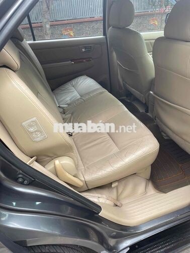 Toyota Fortuner 2010 2 cầu Xám ghế da