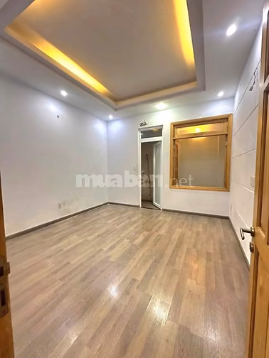 Cho thuê nhà MT Bàu Cát 2, tân Bình. Dt 4x14- Đúc 3 Lầu,st NHÀ MỚI