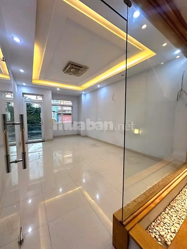 Cho thuê nhà MT Bàu Cát 2, tân Bình. Dt 4x14- Đúc 3 Lầu,st NHÀ MỚI