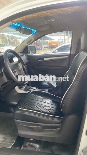Chevrolet Colorado Trắng Tự động may dầu