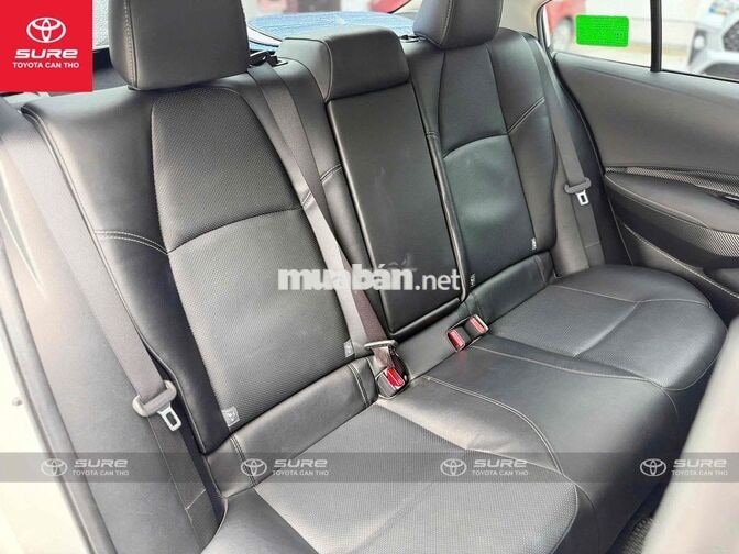 Toyota Corolla Altis 1.8V (CVT) 2023 lướt 15.000km
