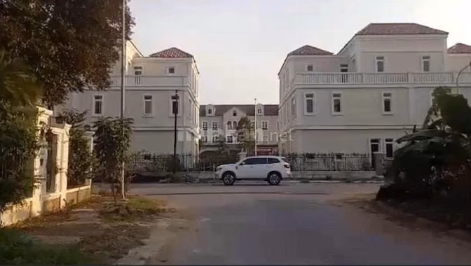 Cho thuê BTLK Nam An Khánh 280m2 3.5 tầng siêu rộng, giá 15tr/th