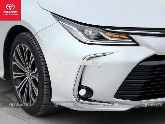 Toyota Corolla Altis 1.8V (CVT) 2023 lướt 15.000km