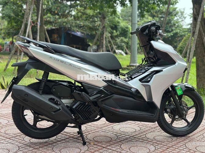Honda Air Blade 125 4val - trả góp mọi hình thức