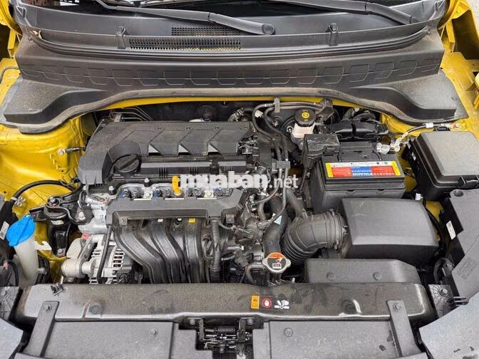 KIA SONET 1.5 LUXURY 2025 Vàng 8.000 km