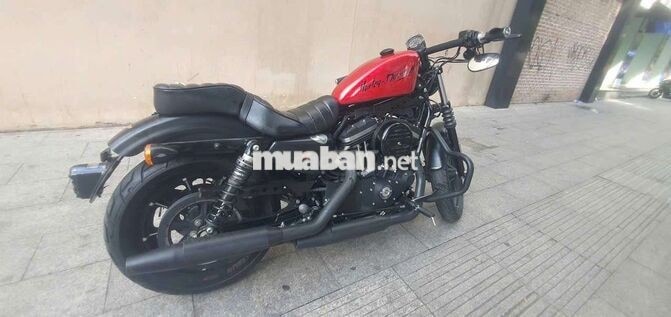 Harley-Davidson Iron 883 2020 Đen nhám, đỏ