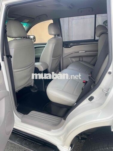 Mitsubishi Pajero Sport 2017 MT 4x2 Số sàn Trắng