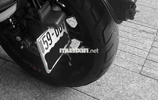 Harley-Davidson Iron 883 2020 Đen nhám, đỏ