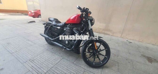 Harley-Davidson Iron 883 2020 Đen nhám, đỏ