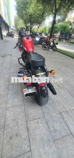 Harley-Davidson Iron 883 2020 Đen nhám, đỏ
