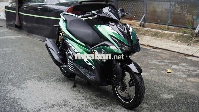 Yamaha NVX 155 V1 ABS 2018 Đen Xanh Lục Bảo