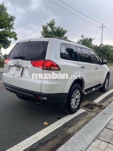 Mitsubishi Pajero Sport 2017 MT 4x2 Số sàn Trắng