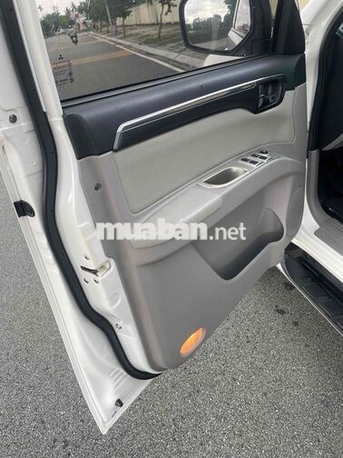 Mitsubishi Pajero Sport 2017 MT 4x2 Số sàn Trắng