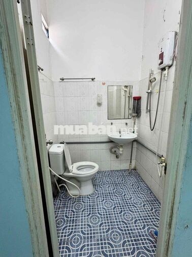 Pass gấp do mình chuyển trọ ở 1m nên b nào cần thì hãy ib ạ