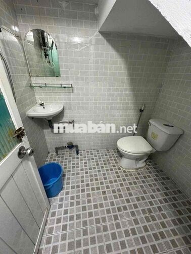 DUPLEX GÁC CAO CỬA SỔ LỚN FULL NỘI THẤT CẠNH CHỢ BÀ CHIỂU