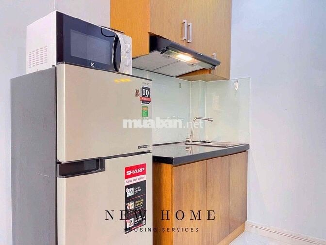 Trống sẵn phòng có thang máy cửa sổ thoáng gần CV Lê Thị Riêng- CMT8