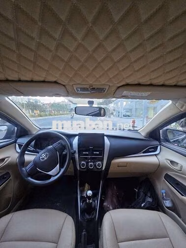 Toyota Vios E Số sàn 5 chỗ màu Đen