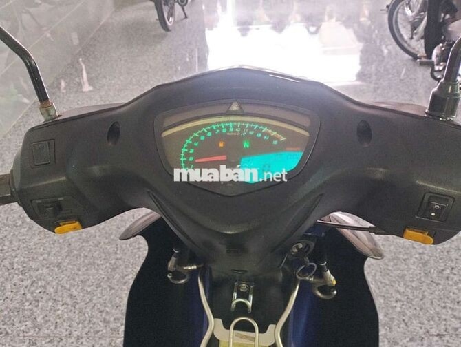 SYM Elegant 50cc Đen, Xanh Xe số