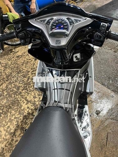 Honda Air Blade 125i 2014 Trắng bạc