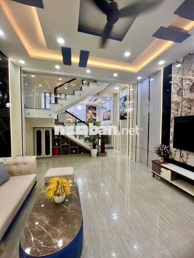 ĐẸP NGỠ NGÀNG - NHÀ GÒ VẤP SÁT VÁCH EMART PHAN HUY ÍCH